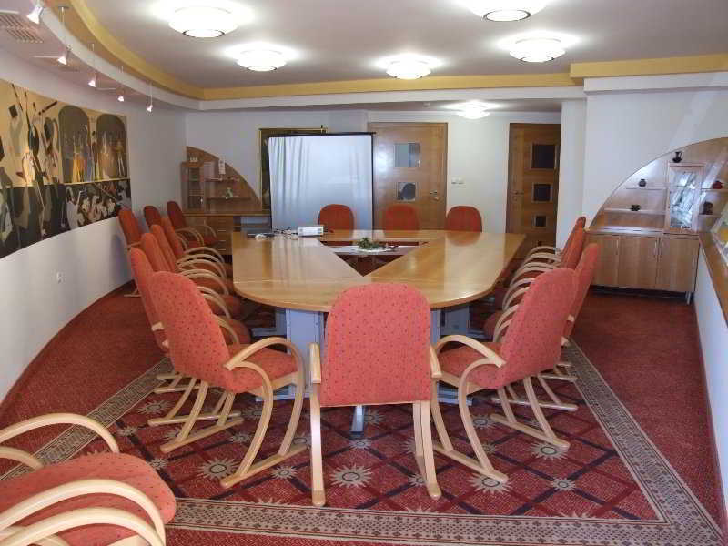 Lipa Hotel 렌다바 외부 사진