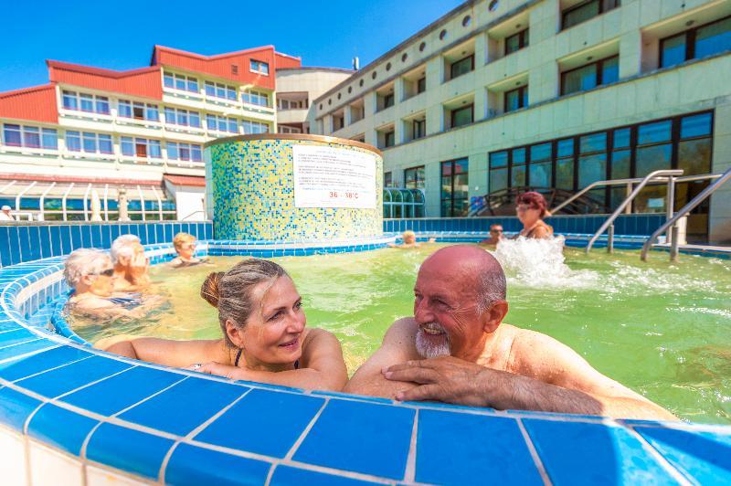 Lipa Hotel 렌다바 외부 사진